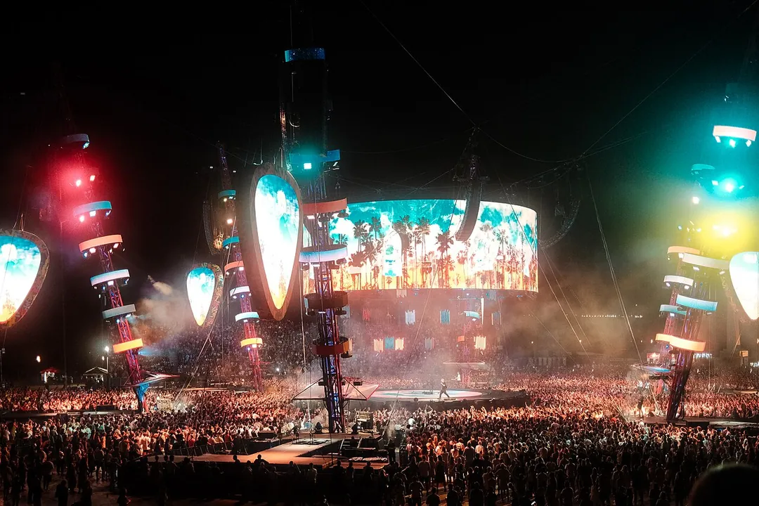 Concert crowd at a ticketed live event, the kind of event listed on MeraEvents Hyderabad