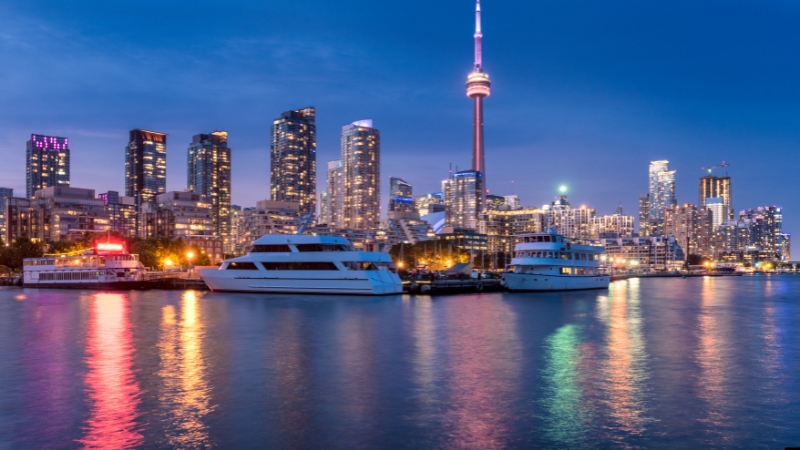 Toronto Canada CN Tower Niagara Falls